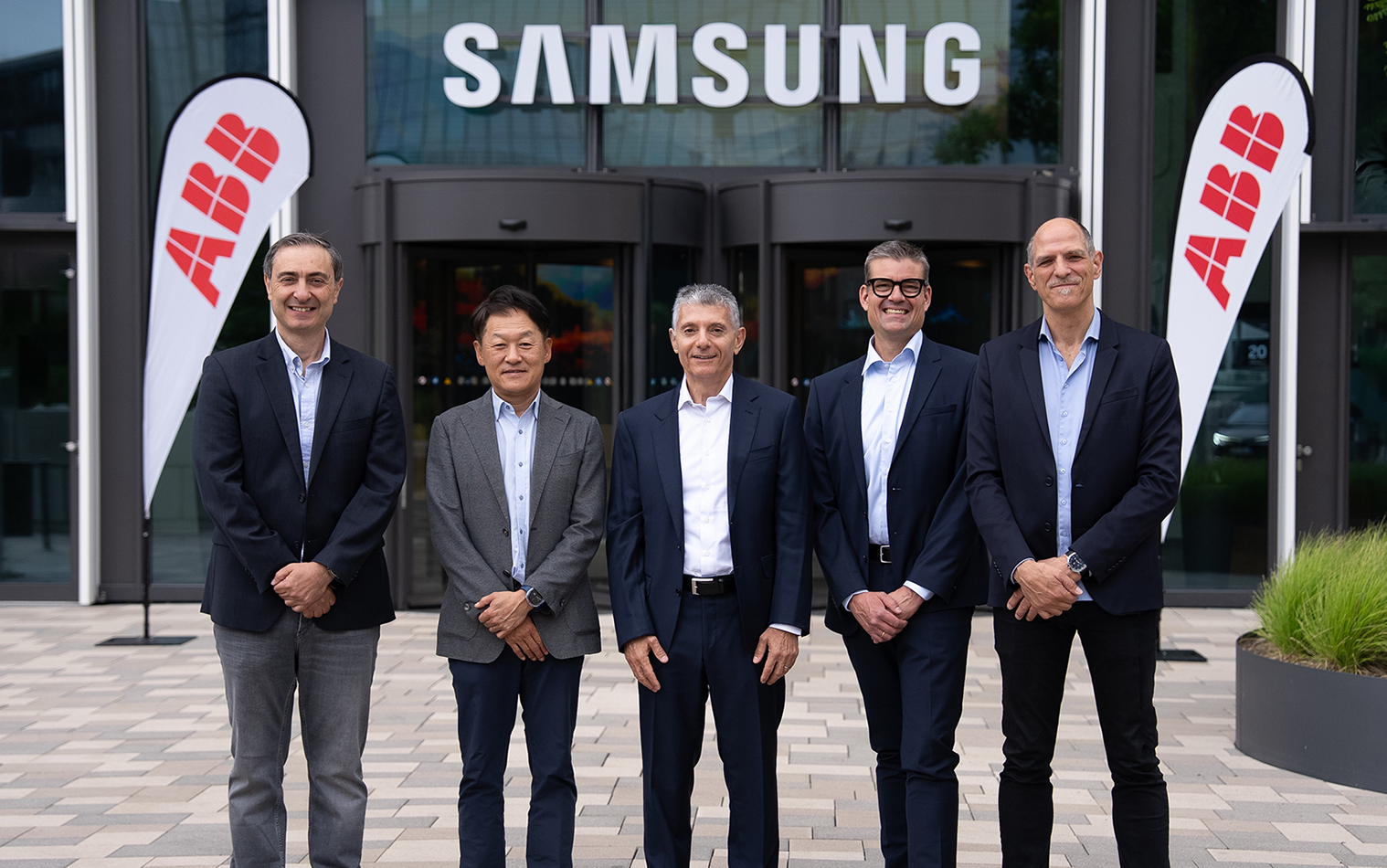 Thumbnail for ABB and Samsung Partner to Connect Building Intelligence with Enterprise IoT