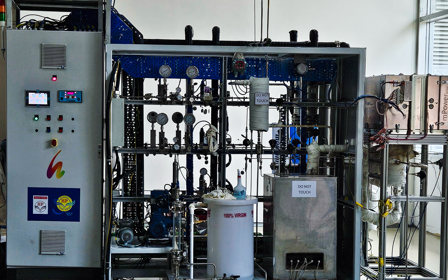 Thumbnail for Case Study: Schneider Electric Demonstrates How AI-Powered, Open Software Defined Automation Transforms Green Hydrogen With Microsoft