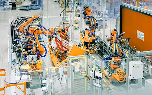Siemens and Audi Take Shop Floor to the Next Level with AI and IT-empowered Automation at Scale